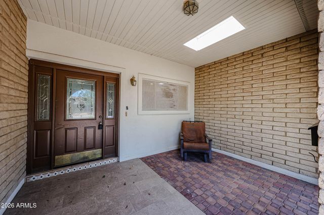 4135 W BERYL Avenue, Phoenix, AZ 85051