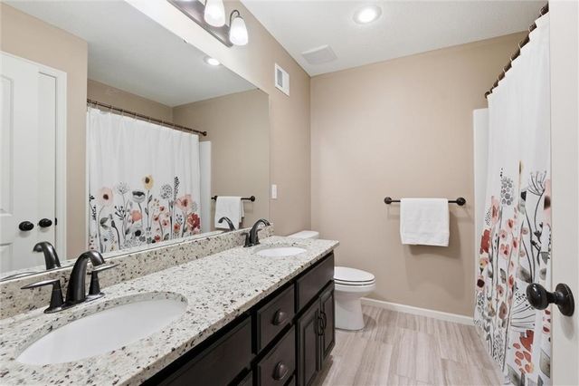2308 W Piatt Lane, Olathe, KS 66061