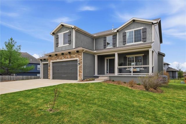 2308 W Piatt Lane, Olathe, KS 66061