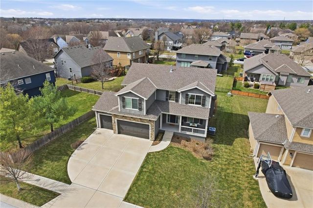 2308 W Piatt Lane, Olathe, KS 66061