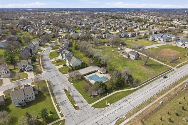 2308 W Piatt Lane, Olathe, KS 66061