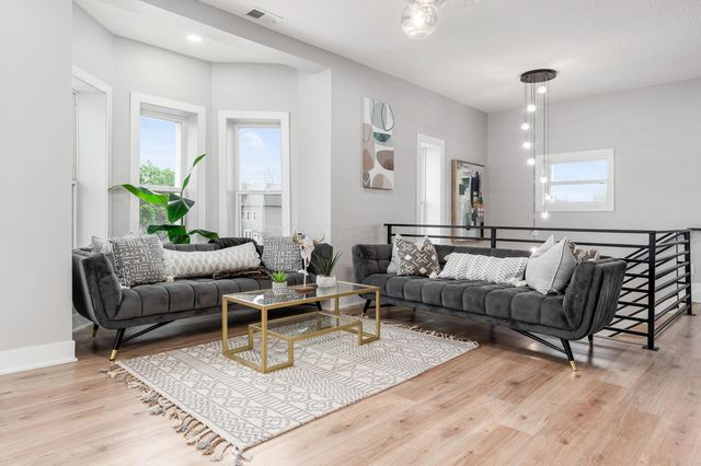 1096 Franklin Avenue, Columbus, OH 43205