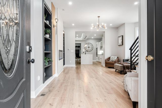 1096 Franklin Avenue, Columbus, OH 43205