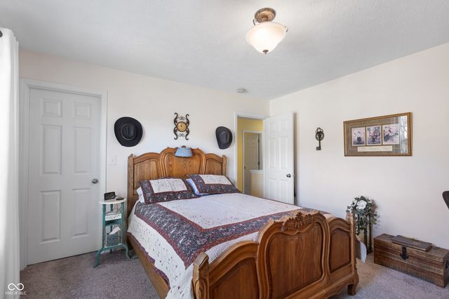 8385 Belmont Drive, Avon, IN 46123