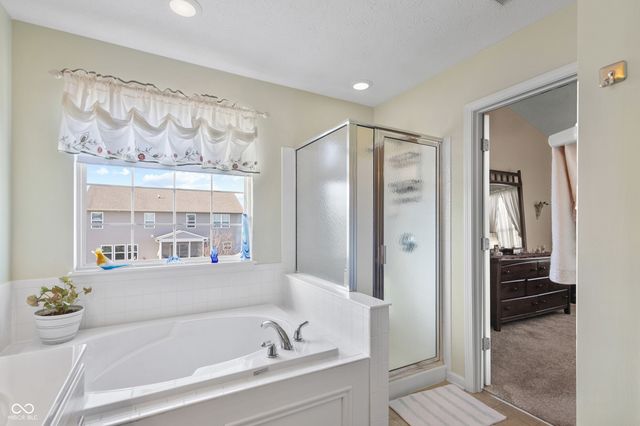 8385 Belmont Drive, Avon, IN 46123