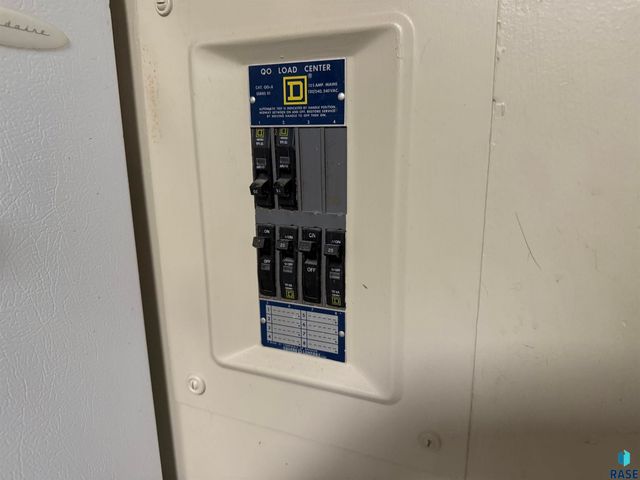 617 S Walts Ave Avenue, Sioux Falls, SD 57104