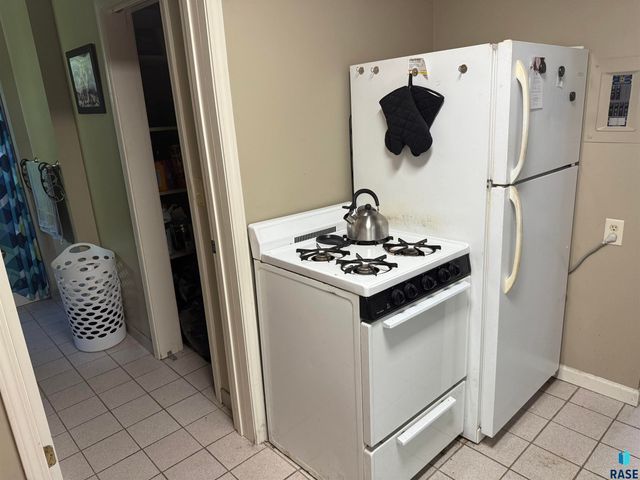 617 S Walts Ave Avenue, Sioux Falls, SD 57104