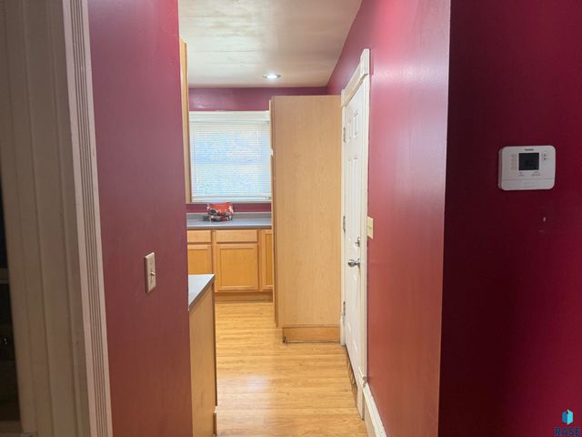 617 S Walts Ave Avenue, Sioux Falls, SD 57104