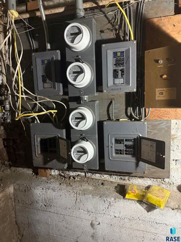 617 S Walts Ave Avenue, Sioux Falls, SD 57104