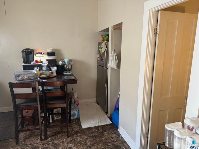 617 S Walts Ave Avenue, Sioux Falls, SD 57104