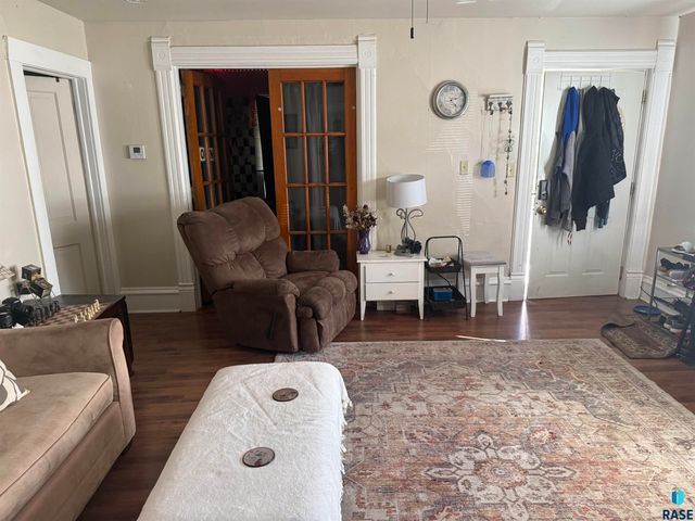 617 S Walts Ave Avenue, Sioux Falls, SD 57104