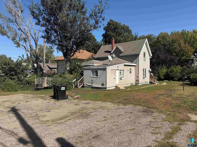 617 S Walts Ave Avenue, Sioux Falls, SD 57104