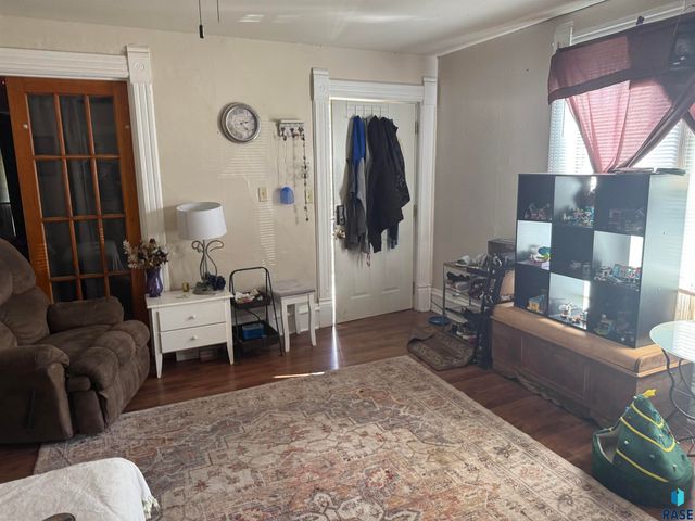 617 S Walts Ave Avenue, Sioux Falls, SD 57104