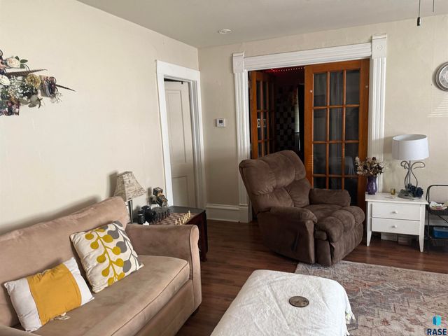 617 S Walts Ave Avenue, Sioux Falls, SD 57104