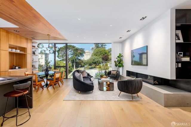 1281 Greenwich Street, San Francisco, CA 94109