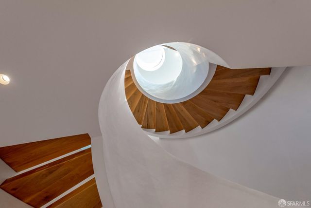 1281 Greenwich Street, San Francisco, CA 94109