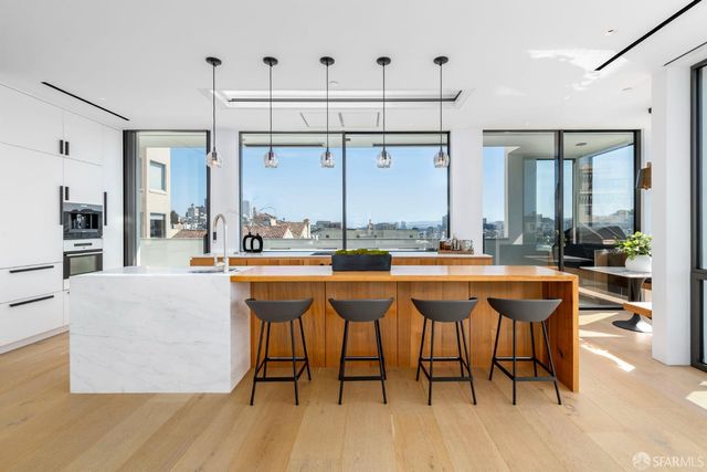 1281 Greenwich Street, San Francisco, CA 94109