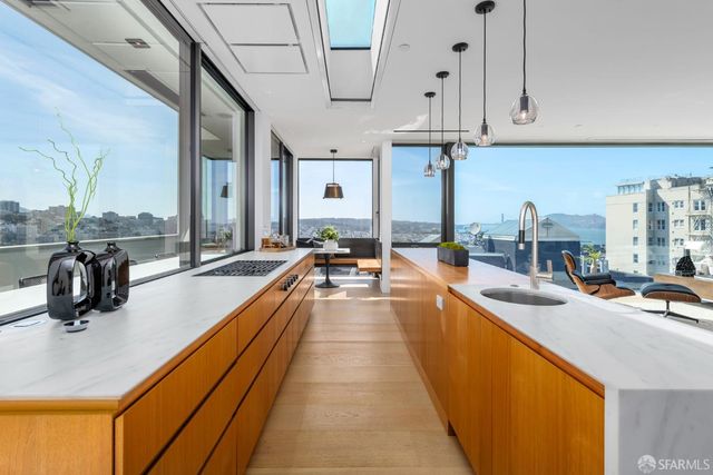 1281 Greenwich Street, San Francisco, CA 94109