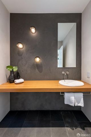 1281 Greenwich Street, San Francisco, CA 94109