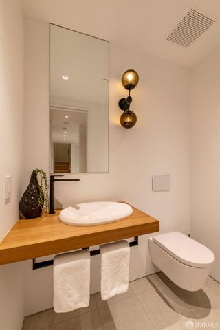 1281 Greenwich Street, San Francisco, CA 94109