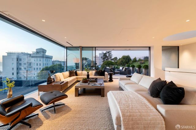 1281 Greenwich Street, San Francisco, CA 94109