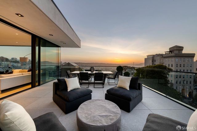 1281 Greenwich Street, San Francisco, CA 94109