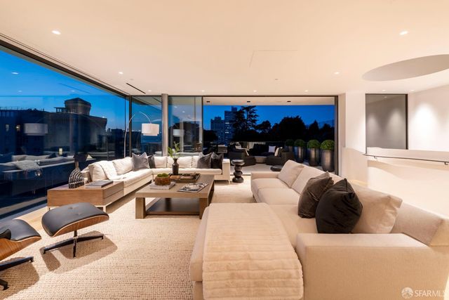 1281 Greenwich Street, San Francisco, CA 94109