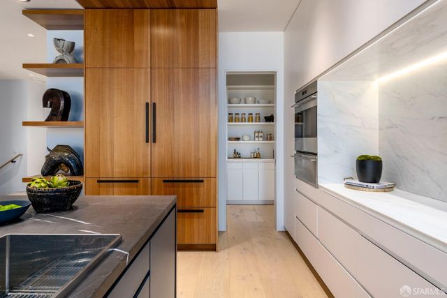 1281 Greenwich Street, San Francisco, CA 94109