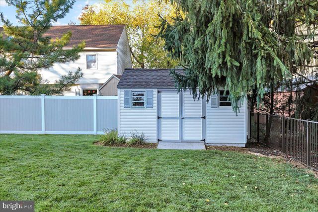 512 THOMAS PL, Reading, PA 19608