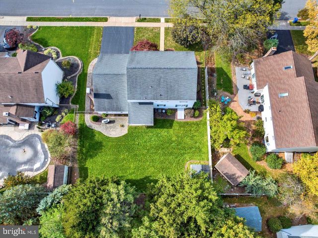 512 THOMAS PL, Reading, PA 19608