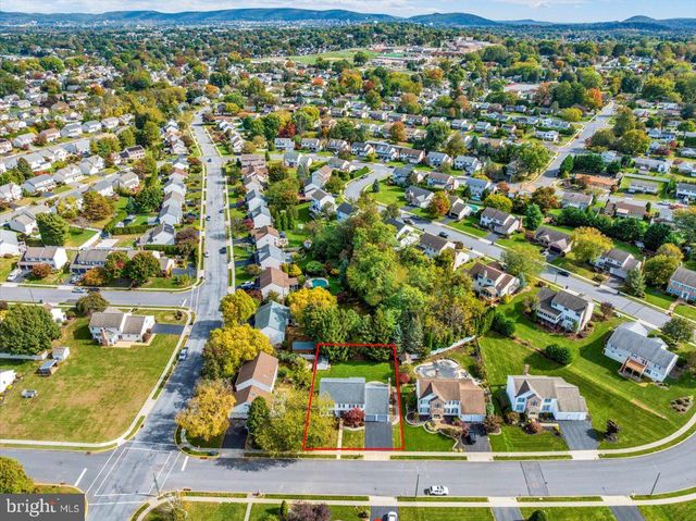 512 THOMAS PL, Reading, PA 19608