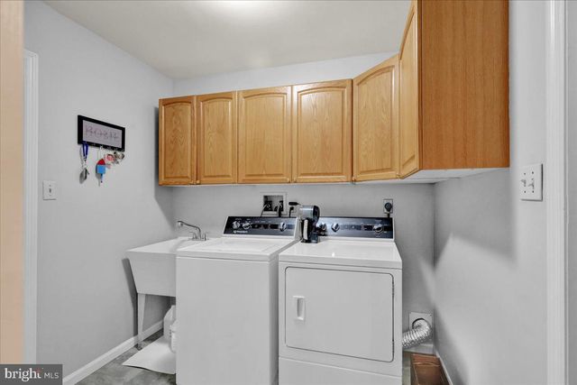 512 THOMAS PL, Reading, PA 19608