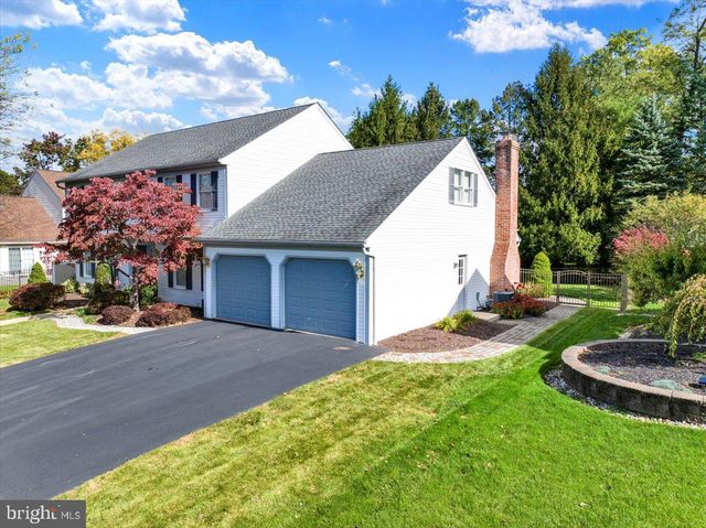 512 THOMAS PL, Reading, PA 19608