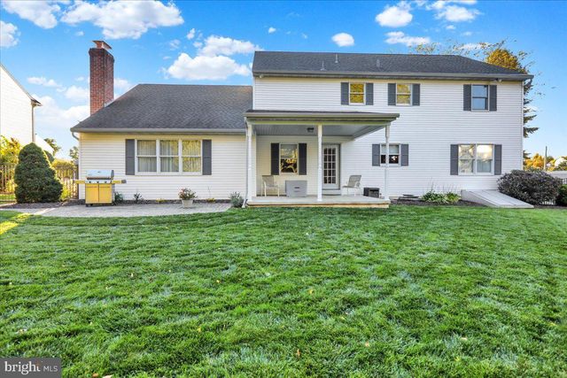512 THOMAS PL, Reading, PA 19608