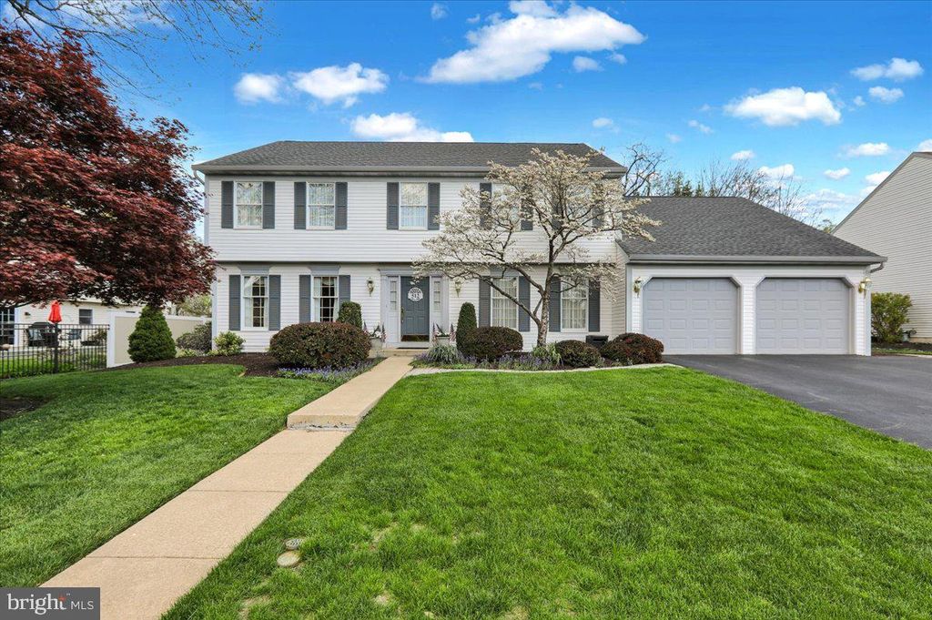512 THOMAS PL, Reading, PA 19608