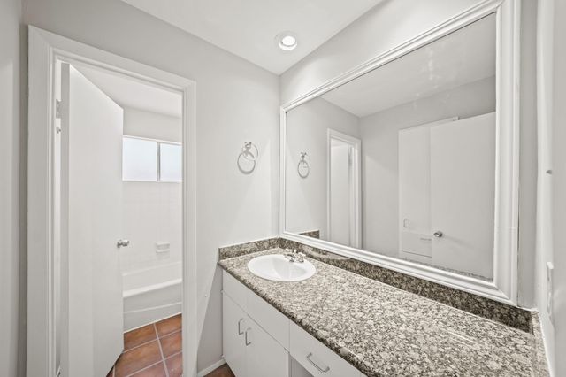 4343 Willow Beach Drive, Houston, TX 77072