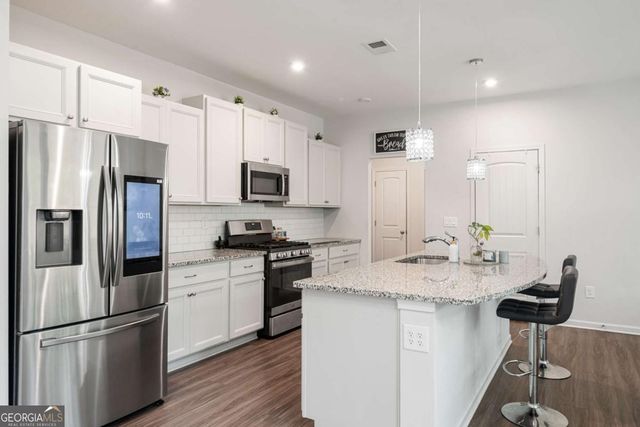 8175 Scenic Ridge Way, Ball Ground, GA 30107