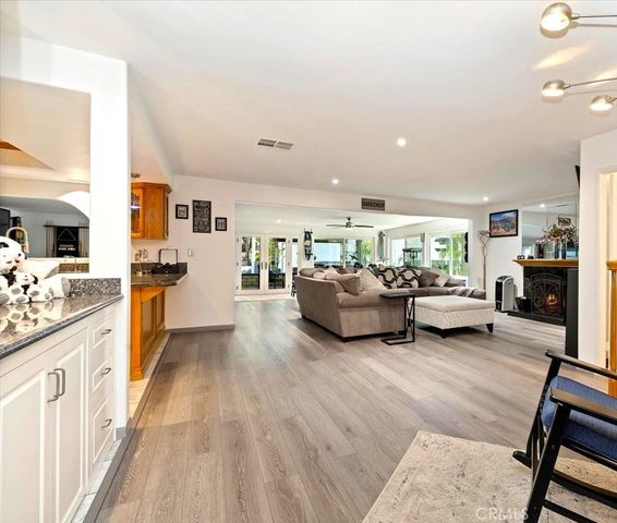 5094 VAIL, Jurupa Valley, CA 91752