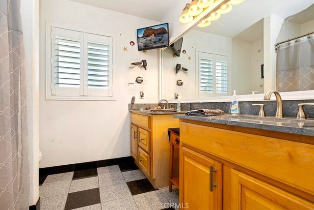 5094 VAIL, Jurupa Valley, CA 91752