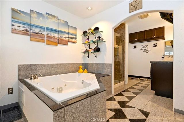 5094 VAIL, Jurupa Valley, CA 91752