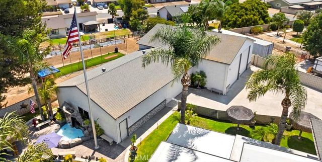 5094 VAIL, Jurupa Valley, CA 91752