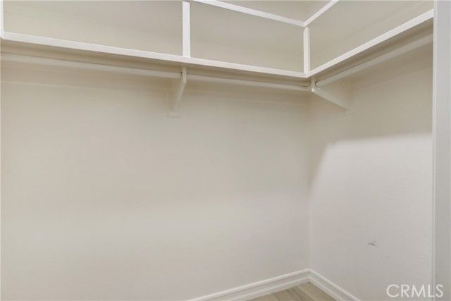 4949 Genesta 104, Encino (los Angeles), CA 91316