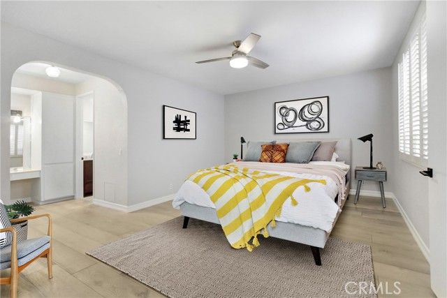 4949 Genesta 104, Encino (los Angeles), CA 91316