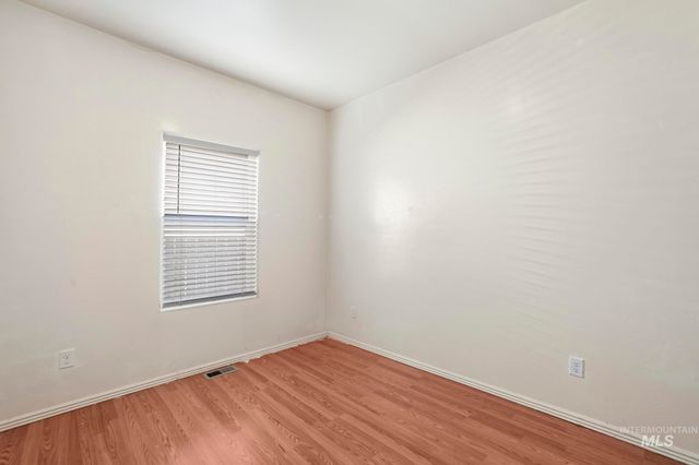 786 Parkwood Dr., Twin Falls, ID 83301