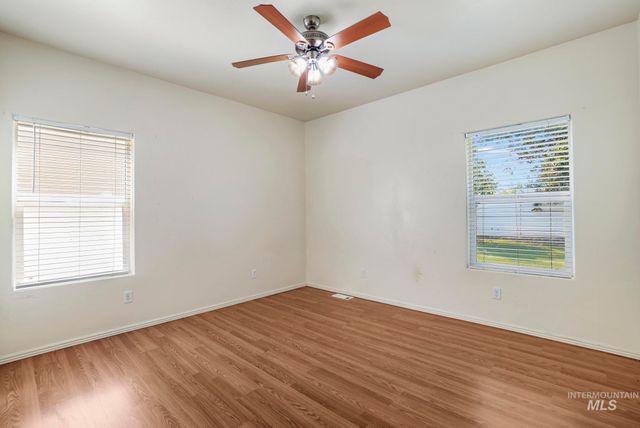 786 Parkwood Dr., Twin Falls, ID 83301