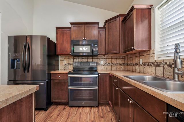 786 Parkwood Dr., Twin Falls, ID 83301