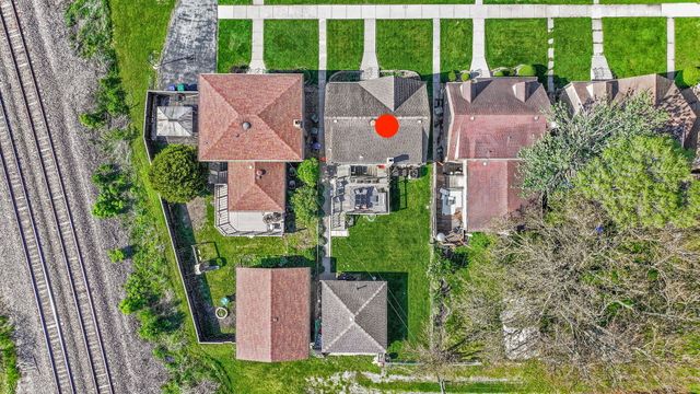 2961 W 97th Street, Evergreen Park, IL 60805