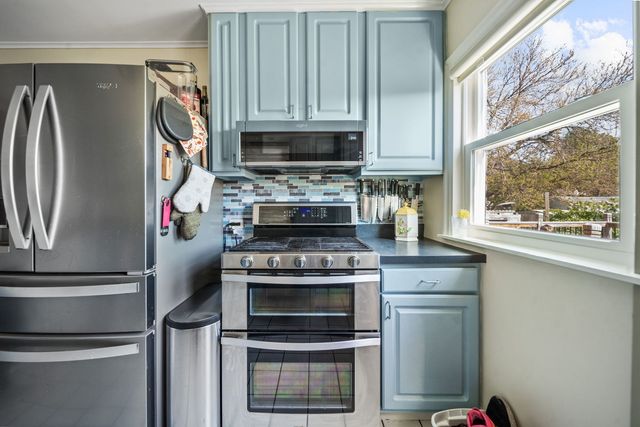 2961 W 97th Street, Evergreen Park, IL 60805