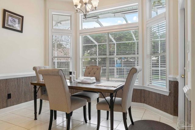 6052 Firefly Dr, Pensacola, FL 32507