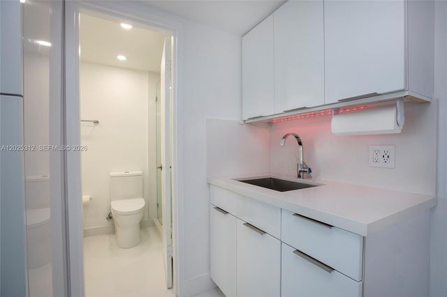 5445 Collins Ave 1232, Miami Beach, FL 33140